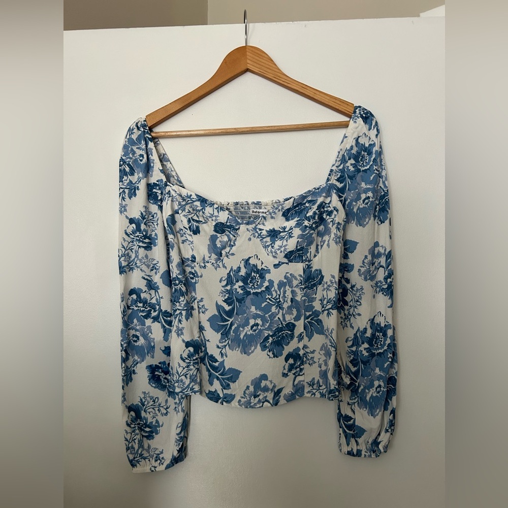 Reformation Reign Top in Olympia Print - Size 8 - Picture 5 of 12